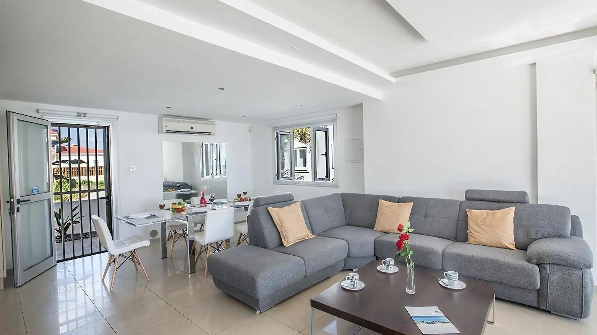 Villa Adaman - Stunning 3 Bedroom Seafront Villa With Pool - Close To The Beach Ayia Napa Cyprus