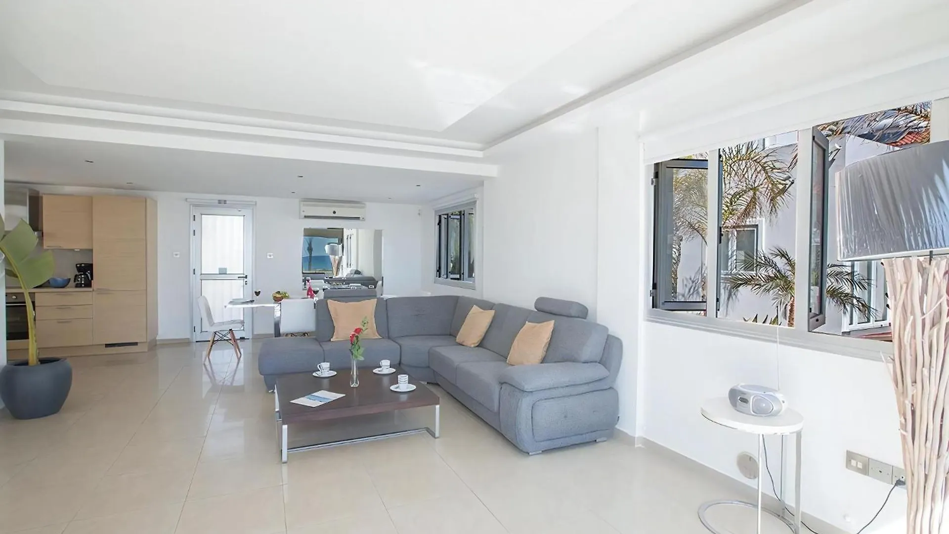 Villa Adaman - Stunning 3 Bedroom Seafront Villa With Pool - Close To The Beach Ayia Napa Cyprus
