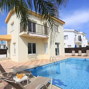  Villa Seabreeze By Trulycyprus